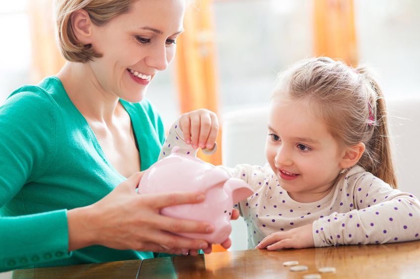 Consejos para enseñar a los niños el hábito del ahorro