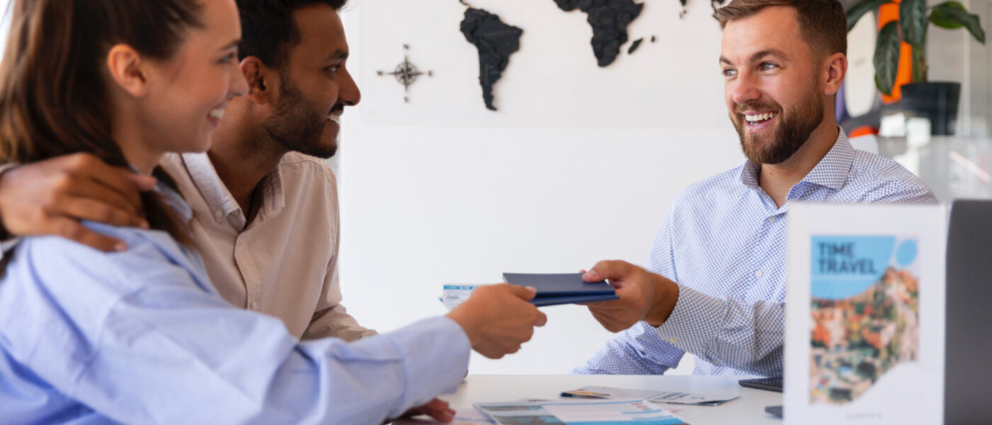 Los migrantes invierten en productos financieros e inmobiliarios
